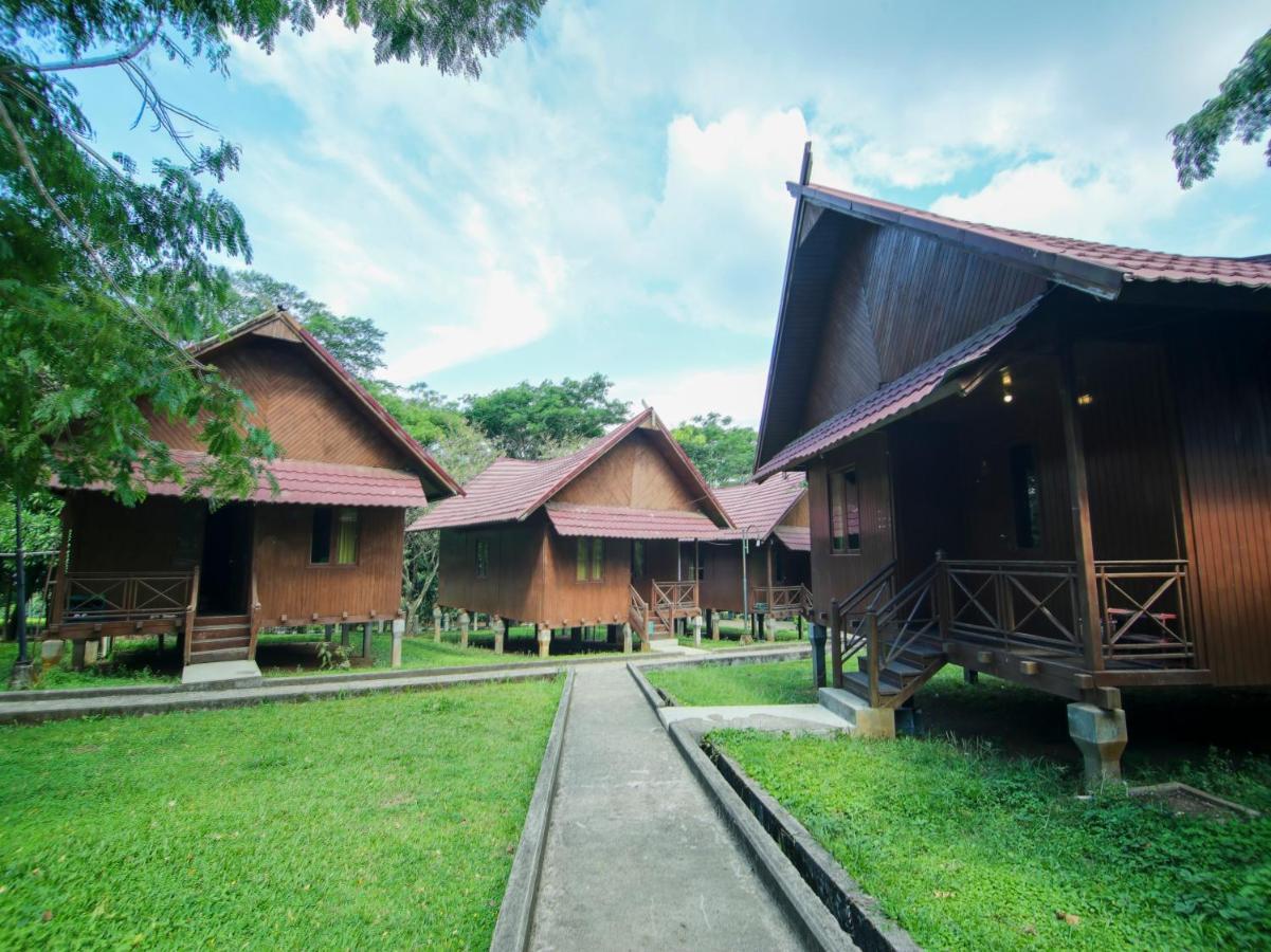 Oyo 3475 Villa Ex Mtq Pagaralam Екстер'єр фото